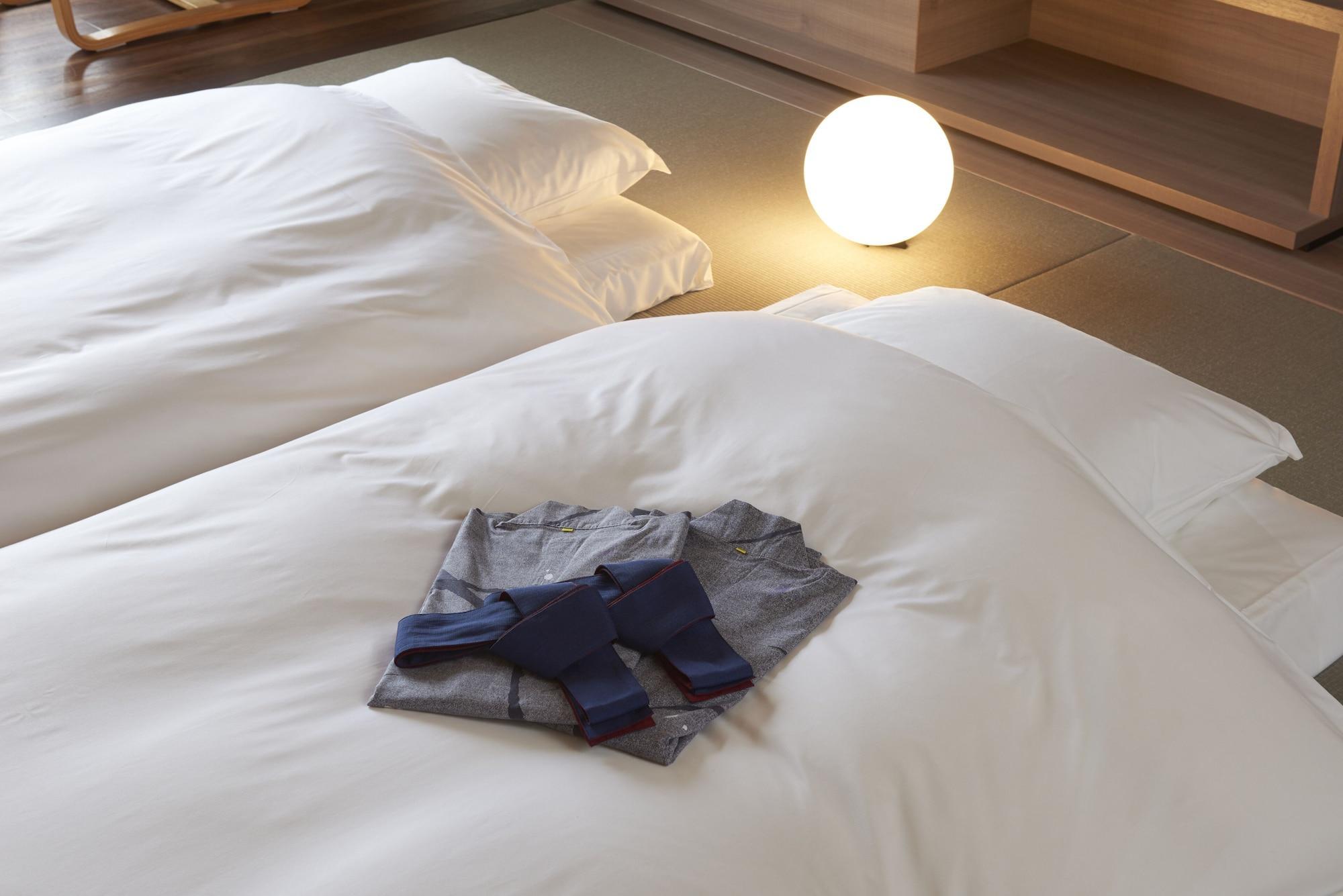 Lake Biwa Marriott Hotel Moriyama Ngoại thất bức ảnh
