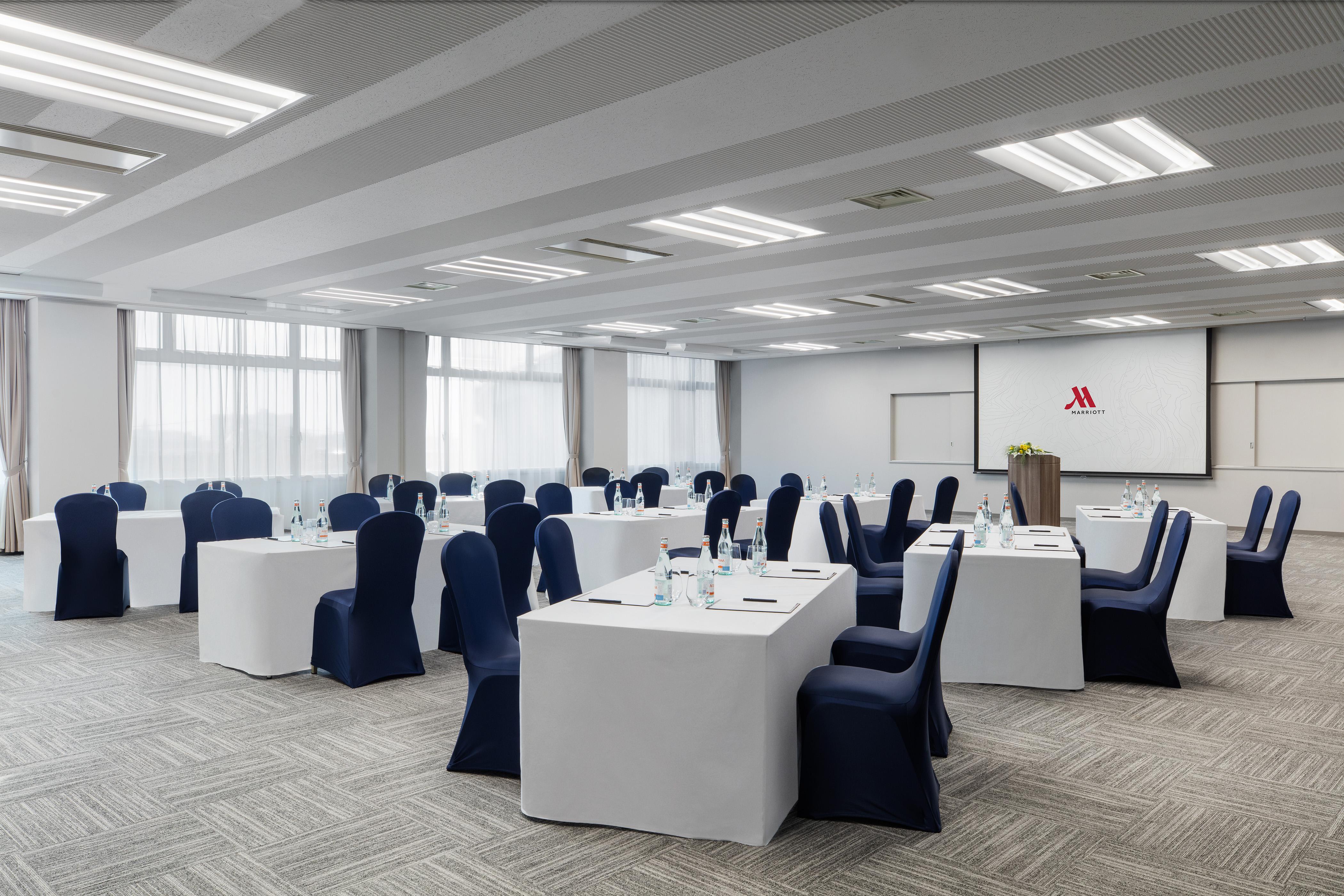 Lake Biwa Marriott Hotel Moriyama Ngoại thất bức ảnh